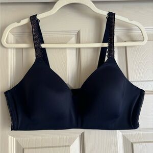 Wacoal Level Up Bra 40D Wire Free Full Coverage , navy and tan color